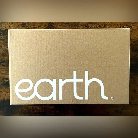 Earth Vernon Leather Blue Comfort Flat Sandals 7M Arch Support Shoe NWT & Box - Picture 7 of 15